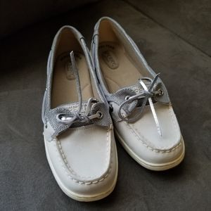 Brand new never worn Sperry Women's Size 8